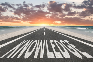 乒乓球旋球怎么接和发？