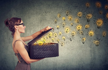 乒乓球旋球怎么接和发？