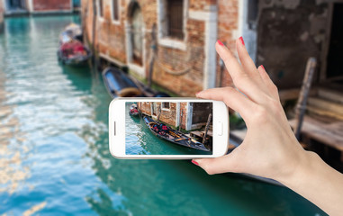 吉利帝豪是哪个国家的