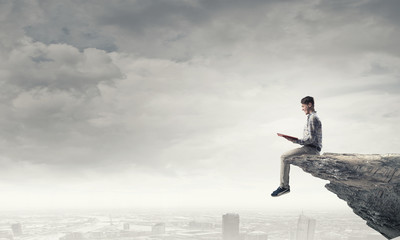 乒乓球旋球怎么接和发？